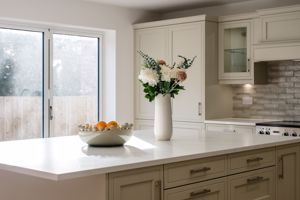 Photo 25- click for photo gallery